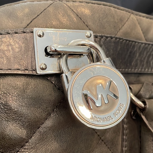 Micheal kors bag - Picture 4 of 4